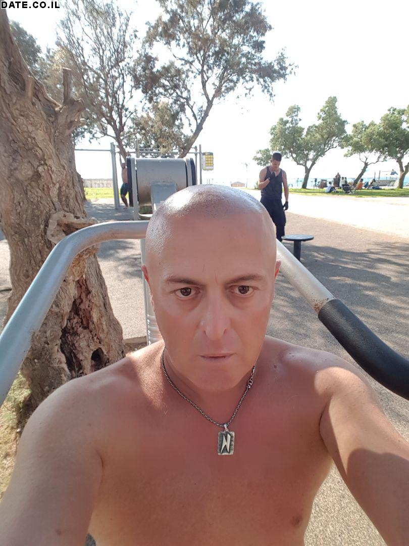 מיקי
